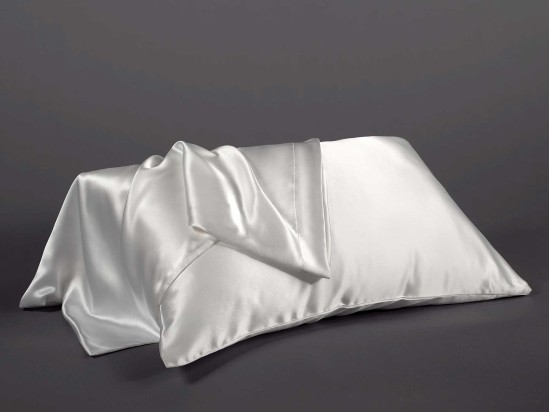 The Fine Bedding Company Mulberry Silk Pillowcase